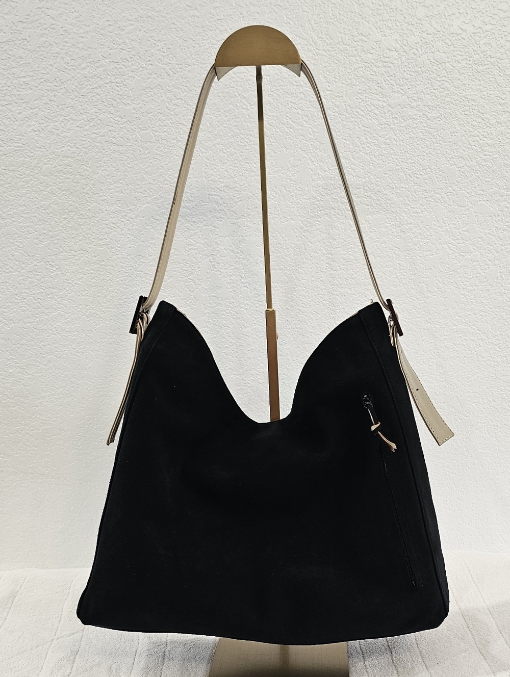 Vintage Givenchy 4G Logo Nylon & Suede Reversible Hobo Bag - Picture 9 of 16